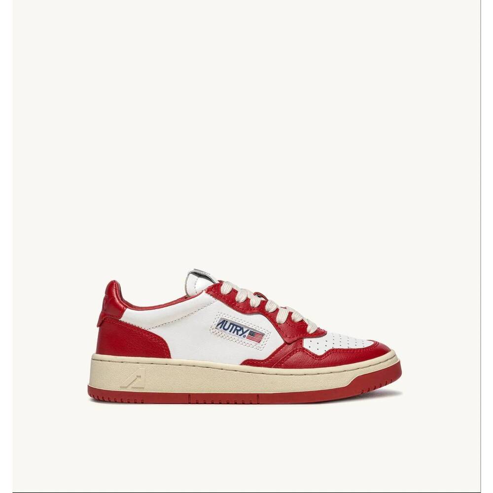 NEW AUTRY women's medalist sneaker in red